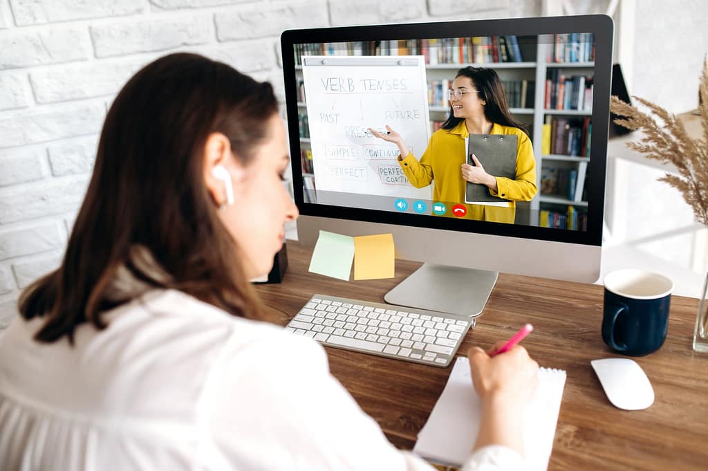 Plataformas de enseñanza online recomendadas para formadores digitales Crea tu LLC desde España Optimizacion fiscal 2026